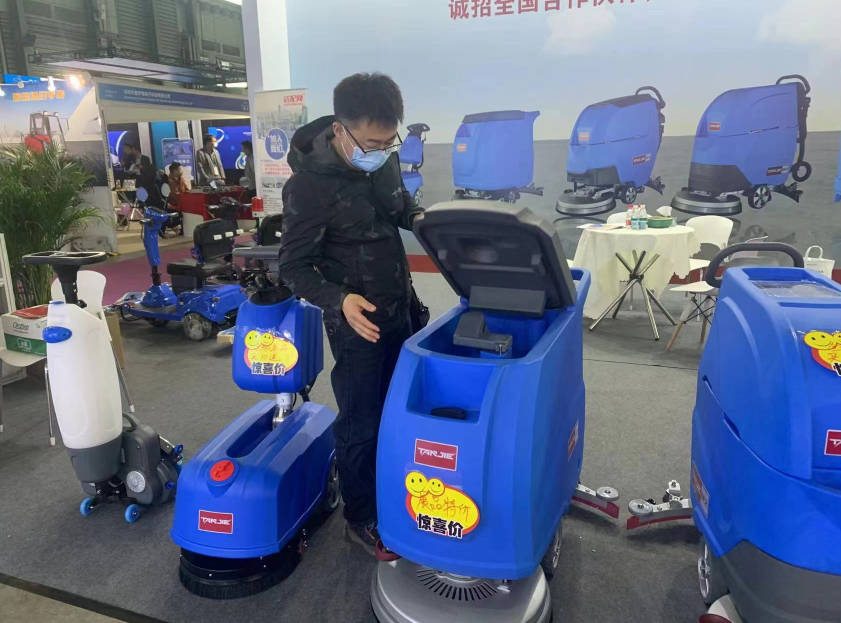 郴州坦洁洗地机公司致力于电动洗地机的生产、销售和服务百家